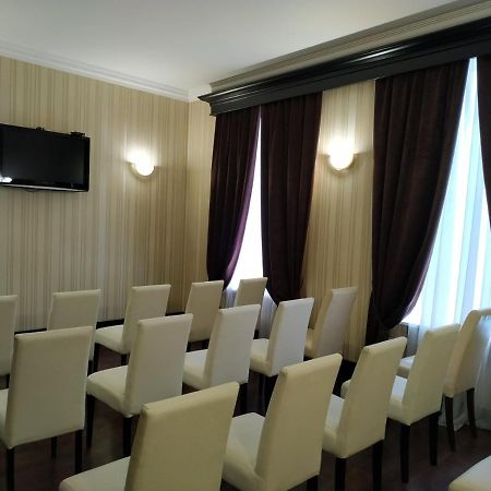 Hotel Business Apartments นิปโปร ภายนอก รูปภาพ