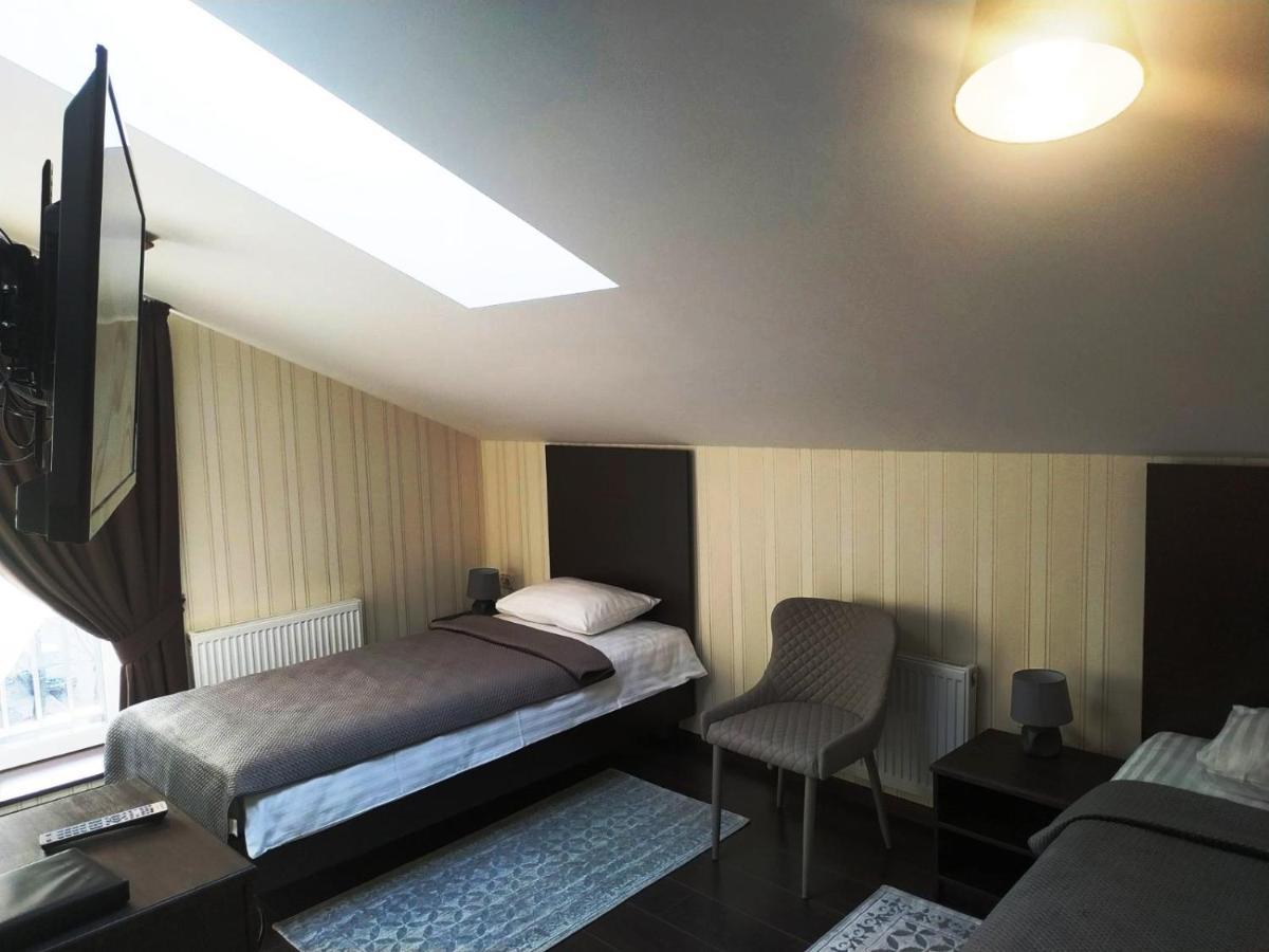 Hotel Business Apartments นิปโปร ภายนอก รูปภาพ