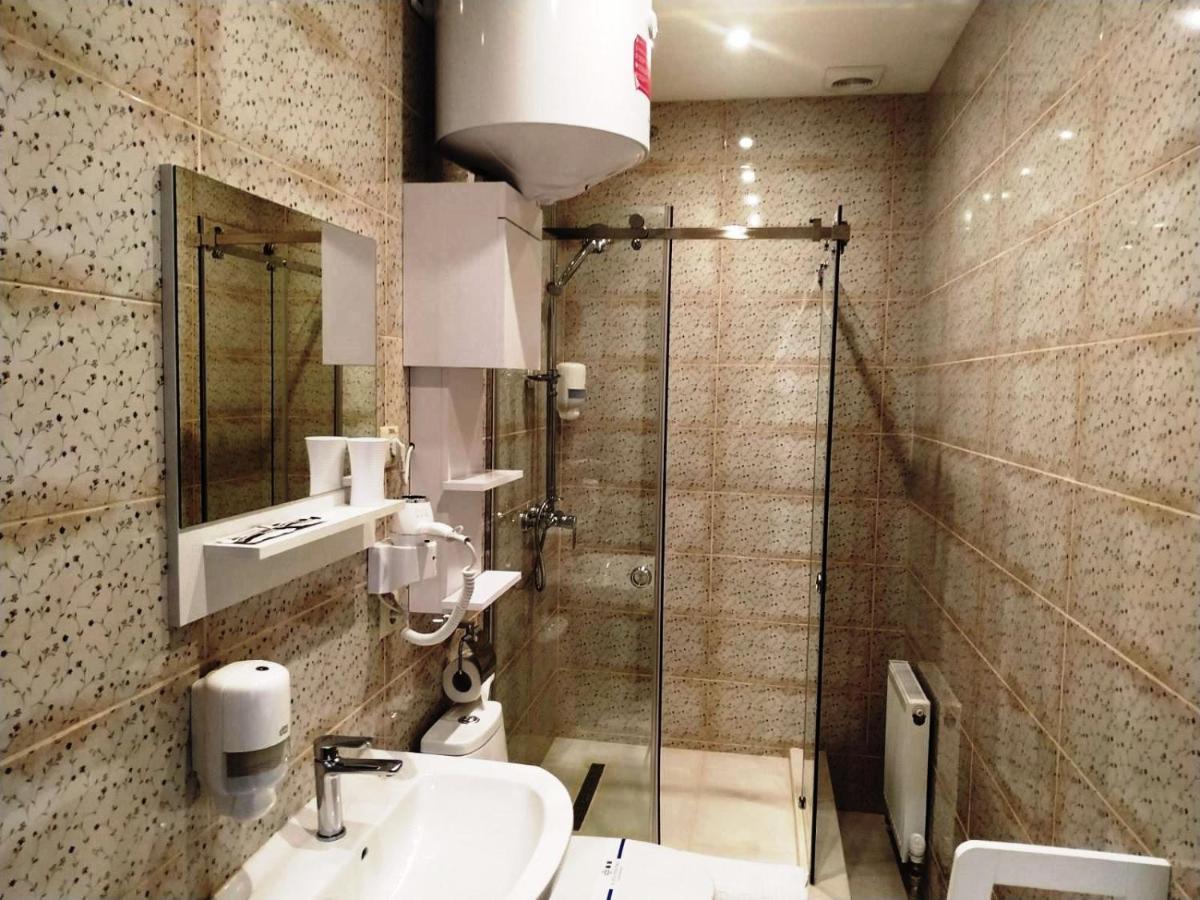 Hotel Business Apartments นิปโปร ภายนอก รูปภาพ